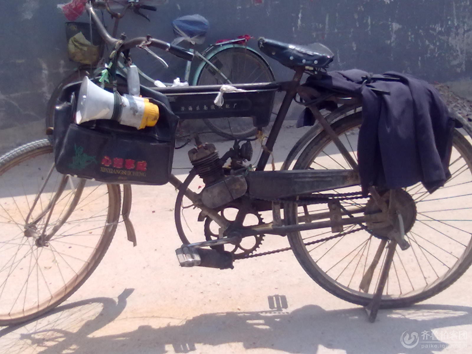 跪求一部美国80-90年代的魔幻/科幻电影!