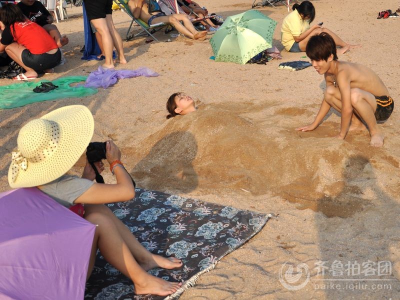 报警: <em>活埋美女</em> - 青岛拍客 - 齐鲁社区 - 山东第一