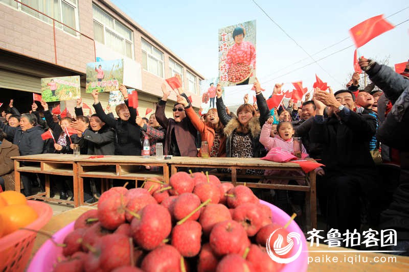 <em>山楂妹</em> 张月乔<em>乡村演唱会</em>如期举行 - 枣庄拍客