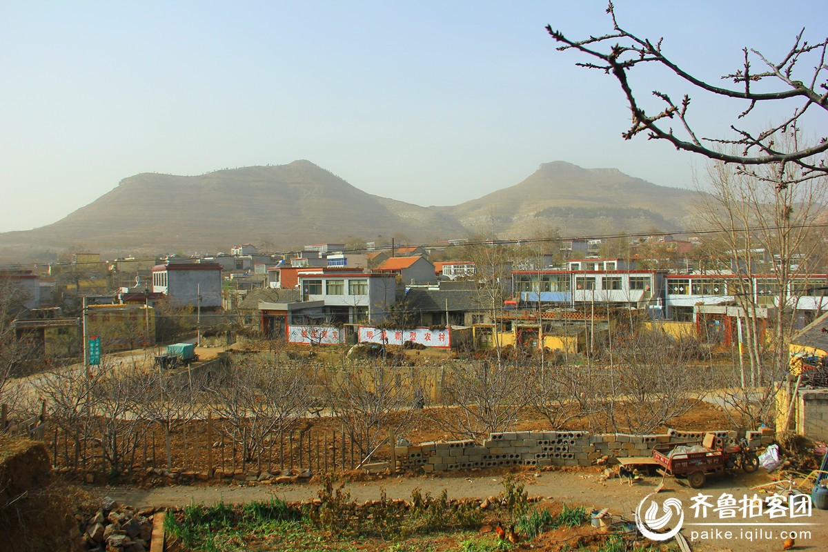 山村唱响甜美的歌---山楂妹张月乔乡村演唱会