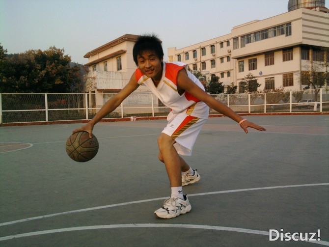 <em>枣庄学院</em>美女帅哥 - 枣庄校园拍客 - 齐鲁社区 -