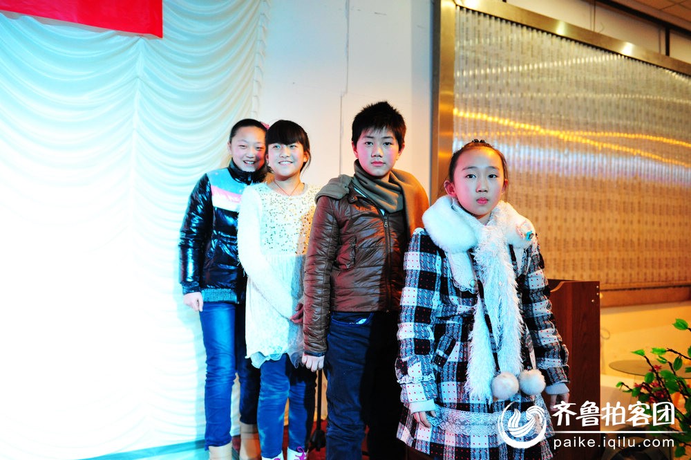 邹城新思路培训学校2012圣诞晚会 - 济宁拍客