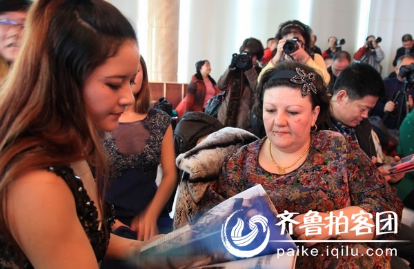 <em>幸福</em>的混血<em>姊妹花</em>-+威海拍客-+齐鲁社区-+山东