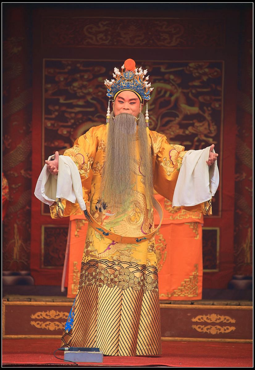 豫剧【三哭殿】