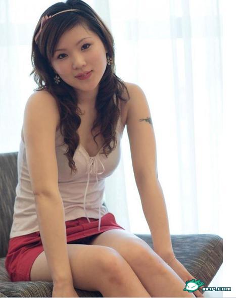 <em>爆李天一</em>率人强暴李景华老师生活<em>照片</em>!果然是