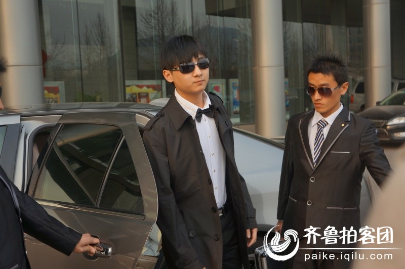 少年赌神横空出世综艺星光-- 郑小彬  - 聊城拍客