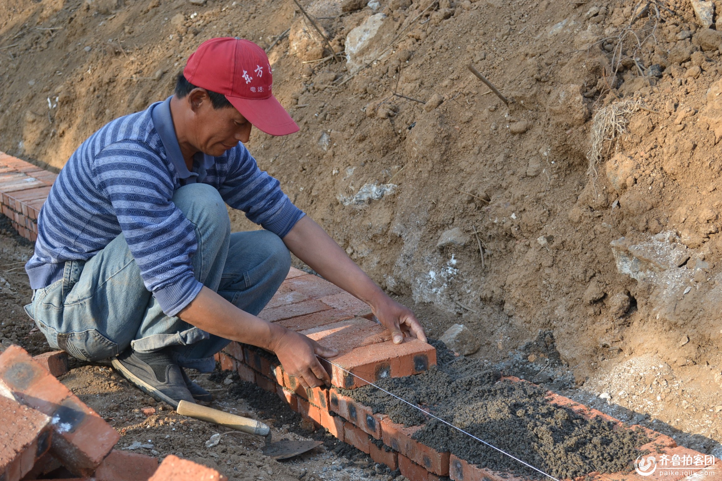 【拍客任务四八季】“我给劳动者拍张照”--泥瓦匠 - 淄博拍客 - 齐鲁社区 - 山东最大的城市生活社区,山东广播电视台官方社区!