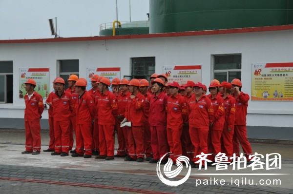 东辛采油厂消防志愿者配合油田专职消防开展消