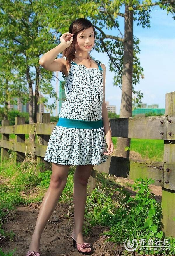 清纯<em>短裙</em>学生<em>妹</em> - <em>校园</em>美女 - 齐鲁社区 - 山东最