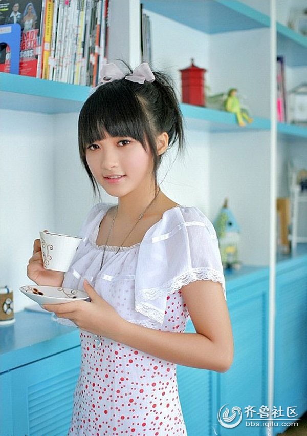 上海<em>90后MM</em> 可爱生活照 - 校园美女 - 齐鲁社区