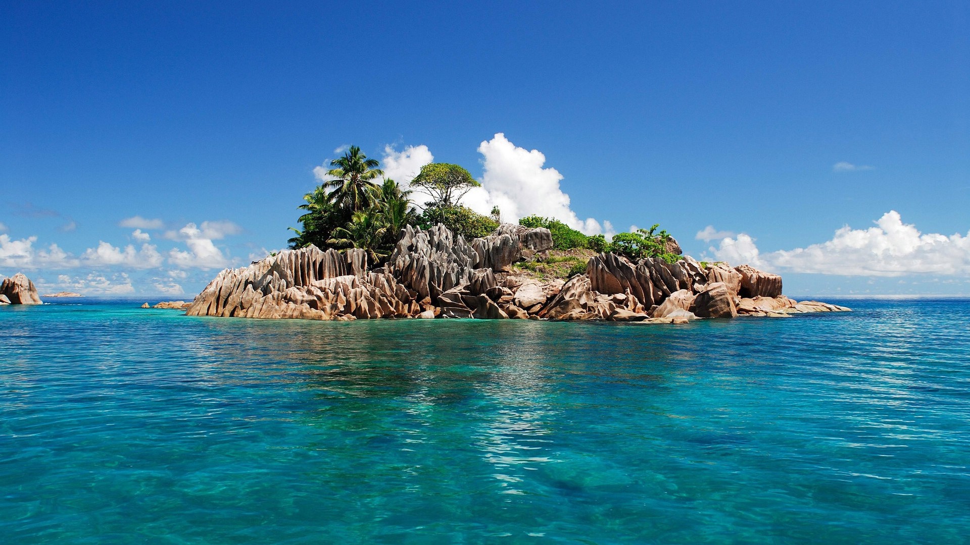 海南可允许个人申请开发无人岛，可用于旅游娱乐