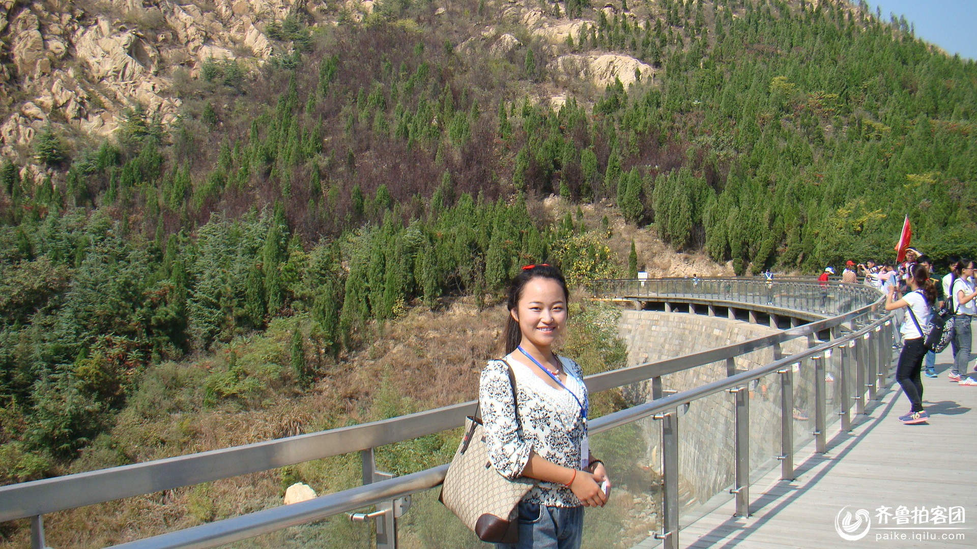 西侯<em>幽谷</em>美景引来<em>美女</em>拍客 - 济宁拍客 - 齐鲁社