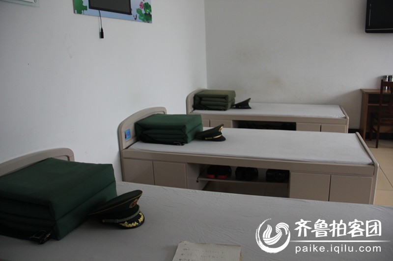 近200名小记者走进单县消防大队参观学习消防