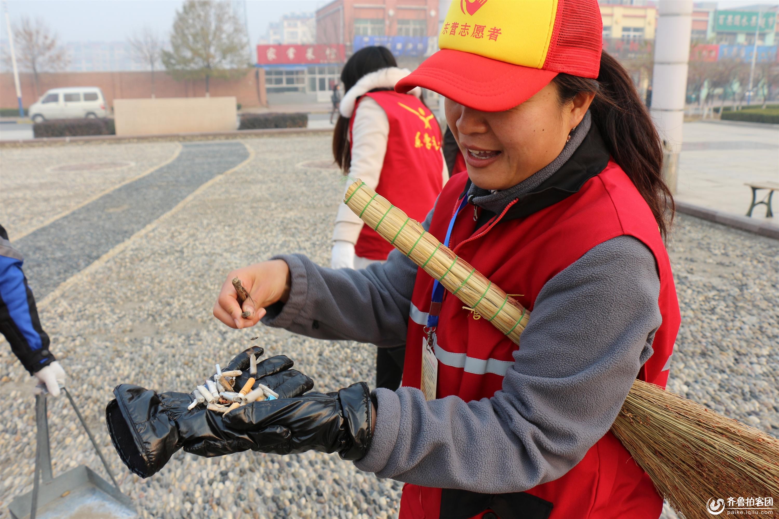 东营义工公益环保进小区系列活动--走进旭阳党