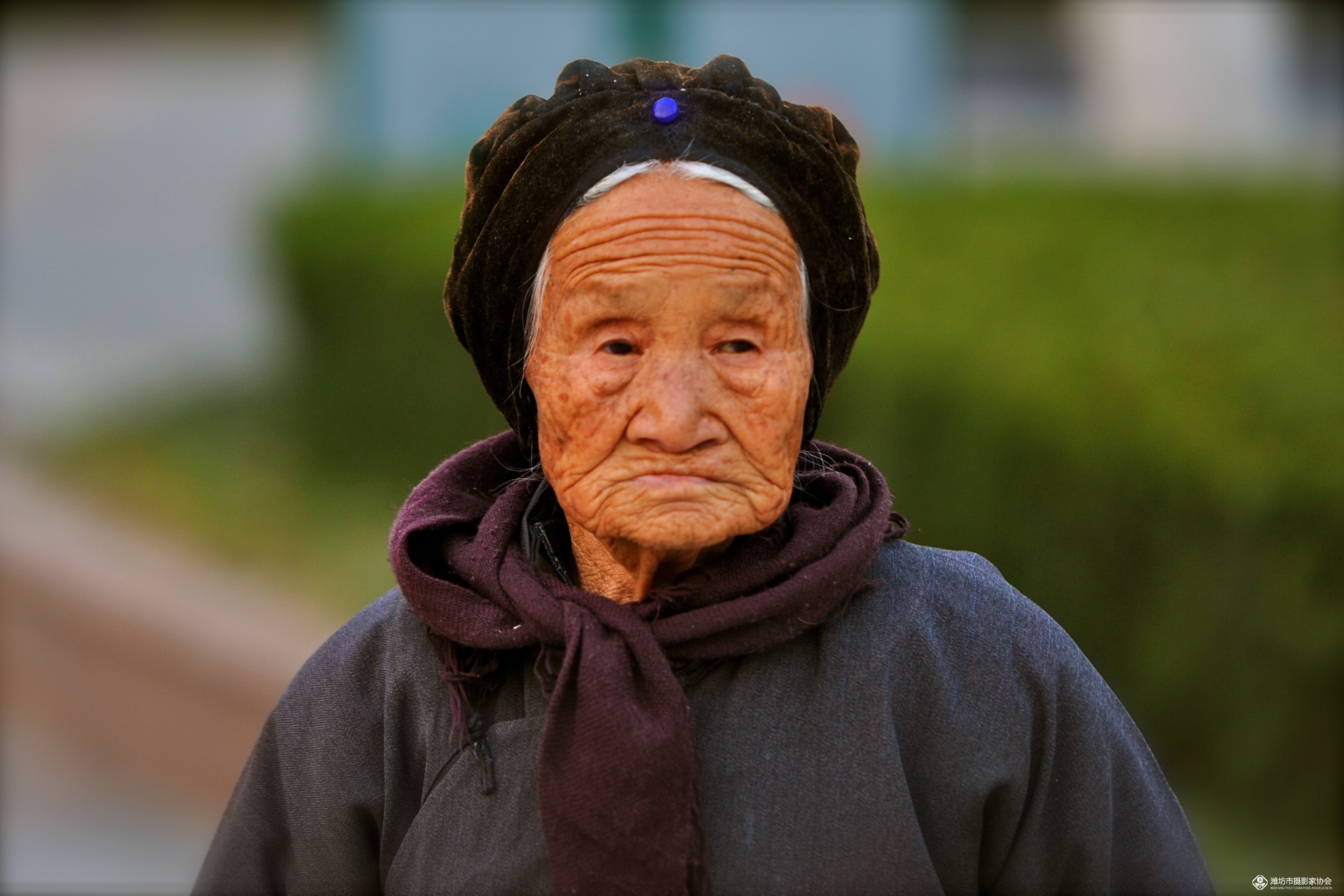 老龄化催生6万亿养老市场 险企多样化发力养老产业 | 每经网