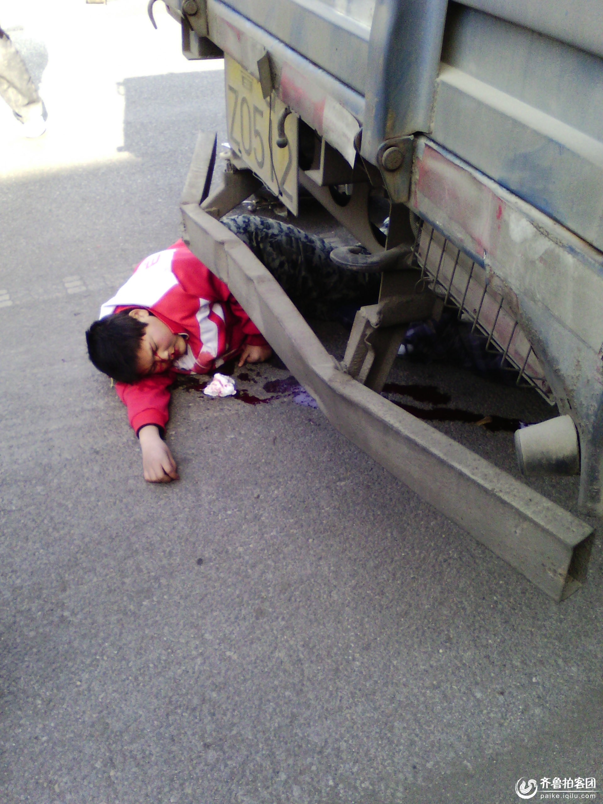 交通事故现场随拍 - 临沂拍客 - 齐鲁社区 - 山东