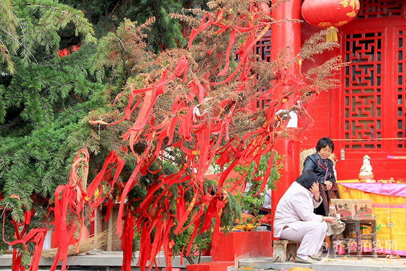 仿山庙会