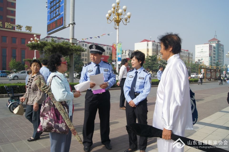 济宁高新区拍客团--高新区公安局禁养禁放宣传