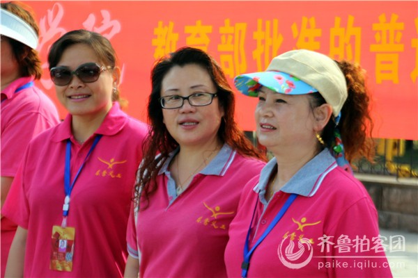 东营义工河口分会在高考现场服务 - 东营拍客