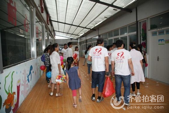 单县义工协会到正大医院看望残疾儿童 - 菏泽拍