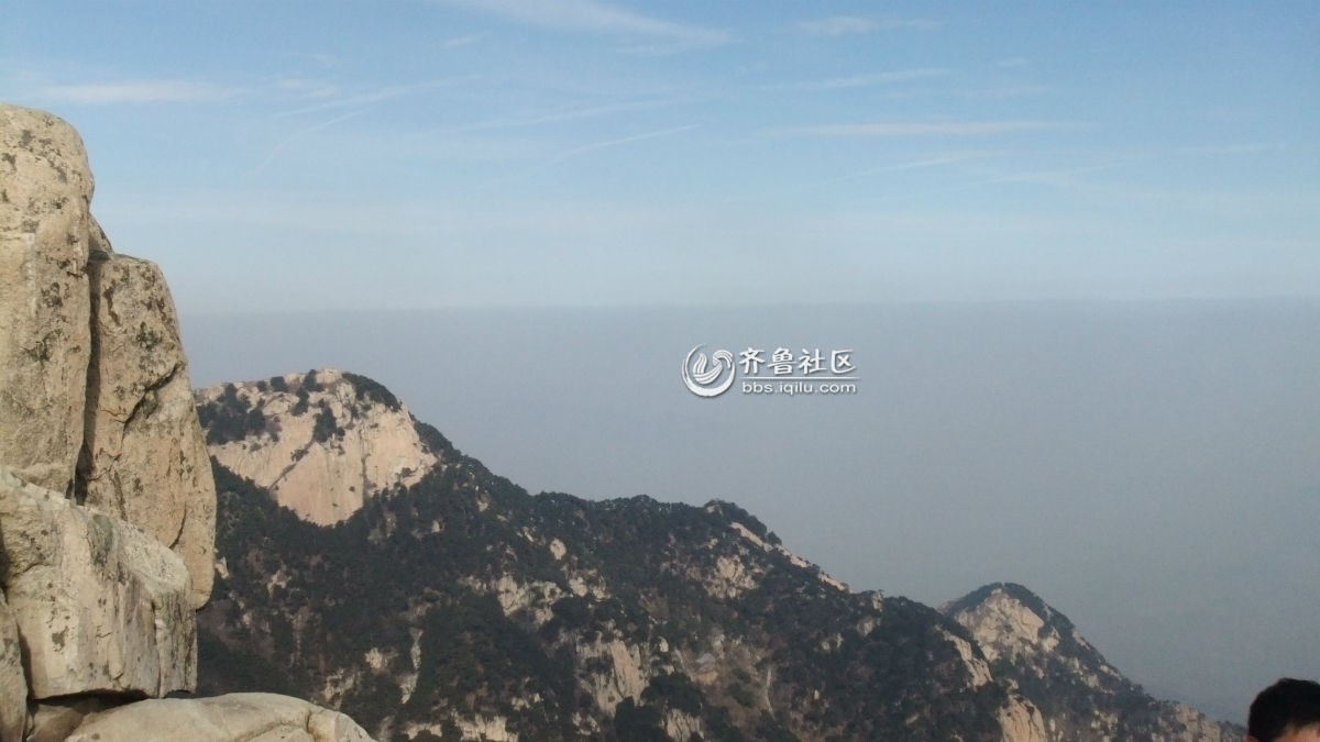 大家谁爬过泰山,请问全程爬下来需要多长时间,白天爬不看日出山顶冷吗?