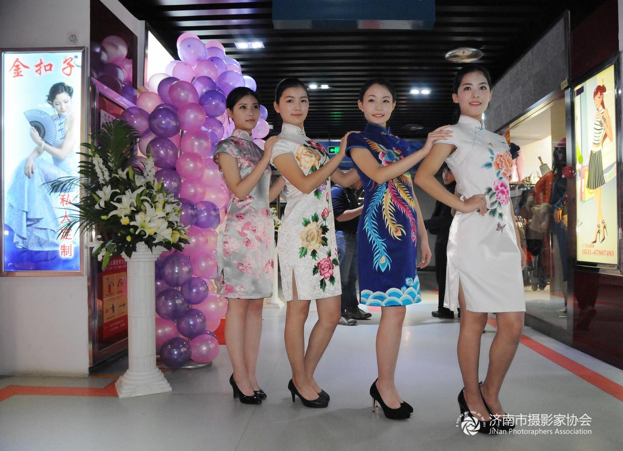 <em>空姐专业</em>系--旗袍秀 - 天桥区 - 齐鲁社区 齐鲁社