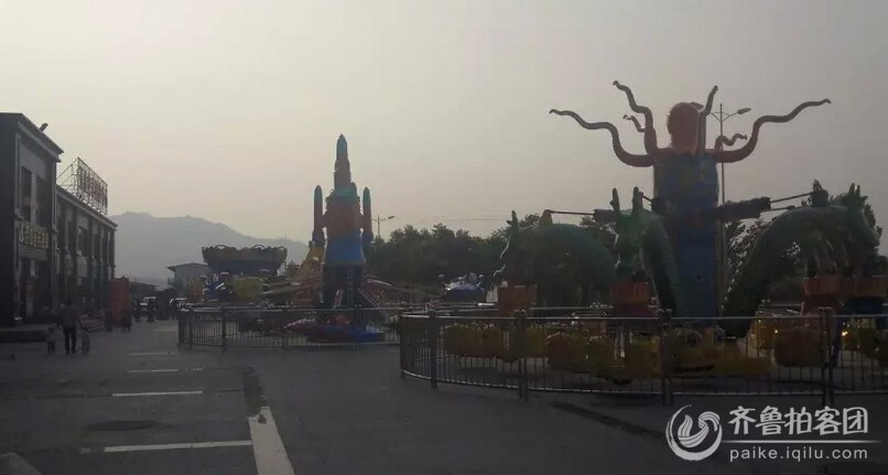 青阳镇广富集团打造的醴泉游乐场生意红火 - 滨