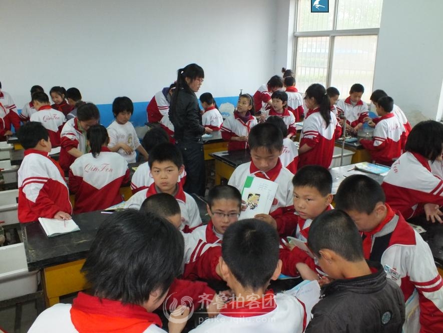 李鹊镇小张小学进行科学科目实验操作训练 - 东