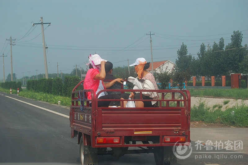 <em>现代蒙面女</em>+-+滨州拍客
