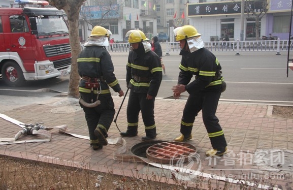 费县消防大队组织对辖区内的石油化工企业进行