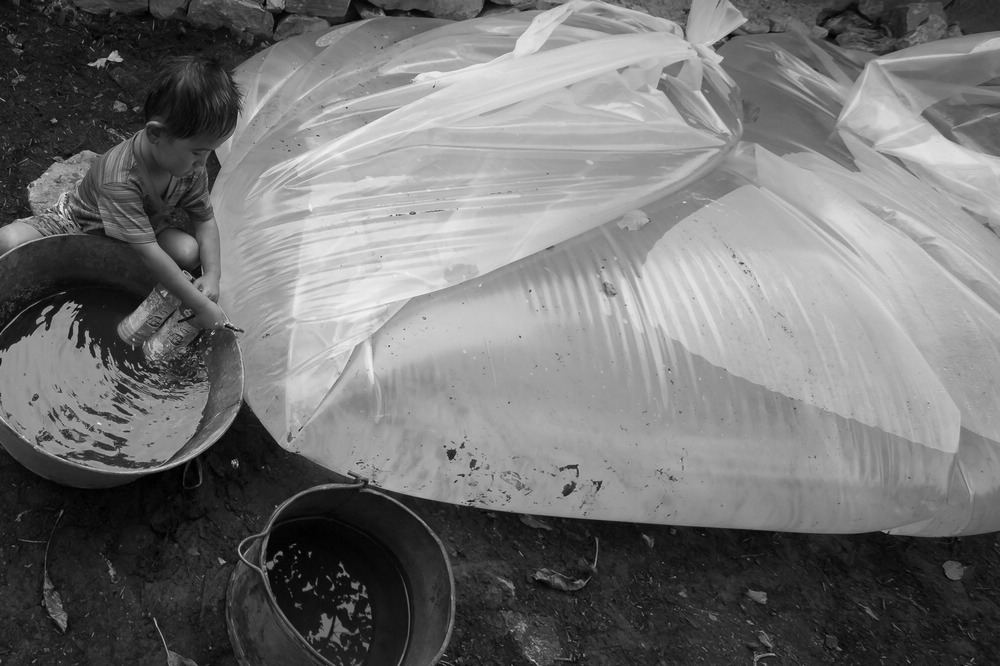 男孩的饮料.jpg