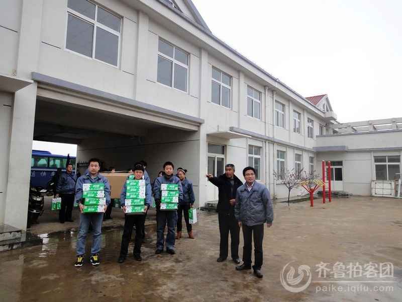 回报社会送温暖,烟台福山上汽实业员工走进门
