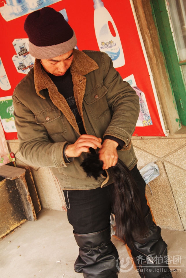 街头见闻---<em>收头发</em>,现剪现买 - <em>潍坊</em>拍客 - 齐鲁社