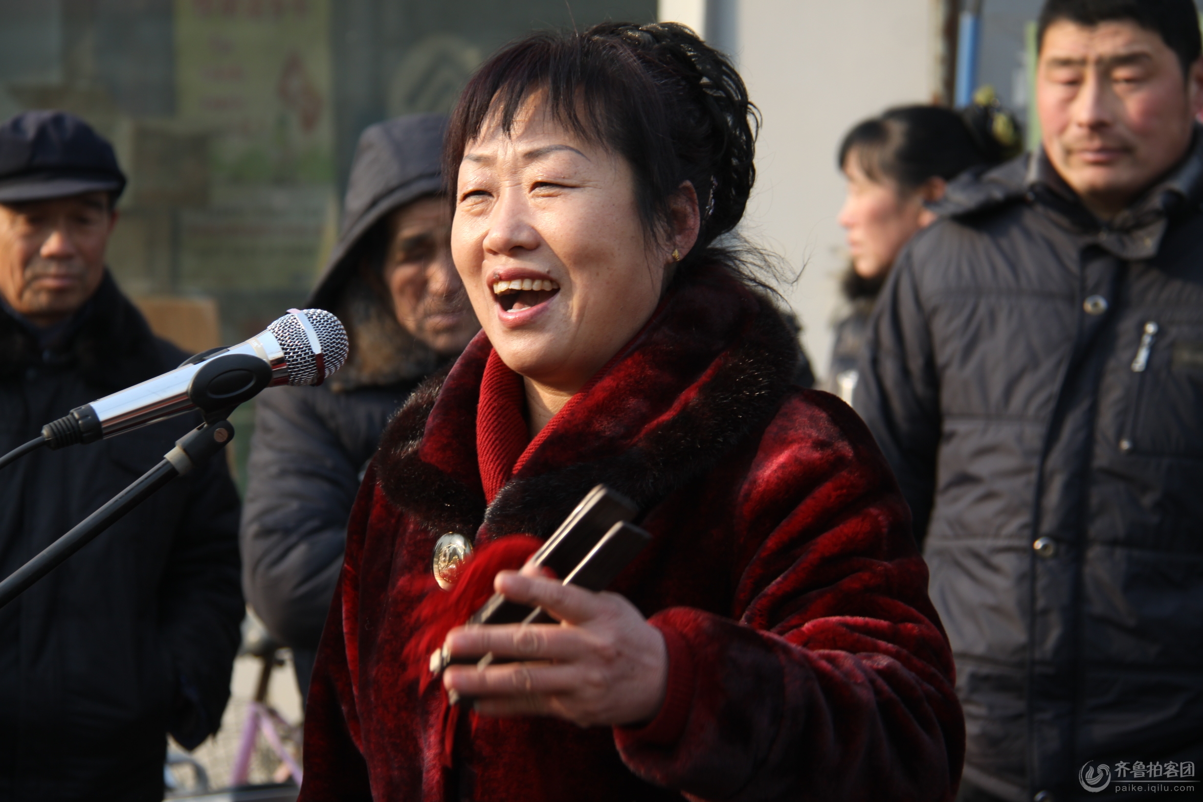 唐山民间艺人张学华表演乐亭大鼓《樊梨花招亲》.JPG