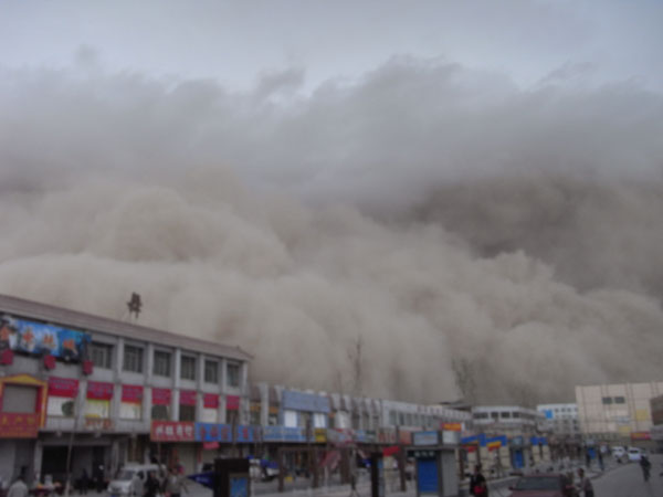 青海格尔木特大沙尘暴 - 天下大势 - 齐鲁社区 -
