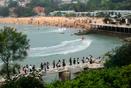10-张庆兰-厦门海滨.jpg